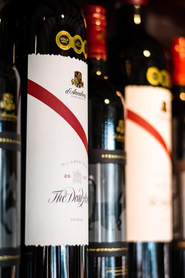 韦尔文 The Wellington酒店 外观 照片